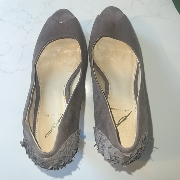 Brian Atwood Blayne Heels - Picture 9 of 16